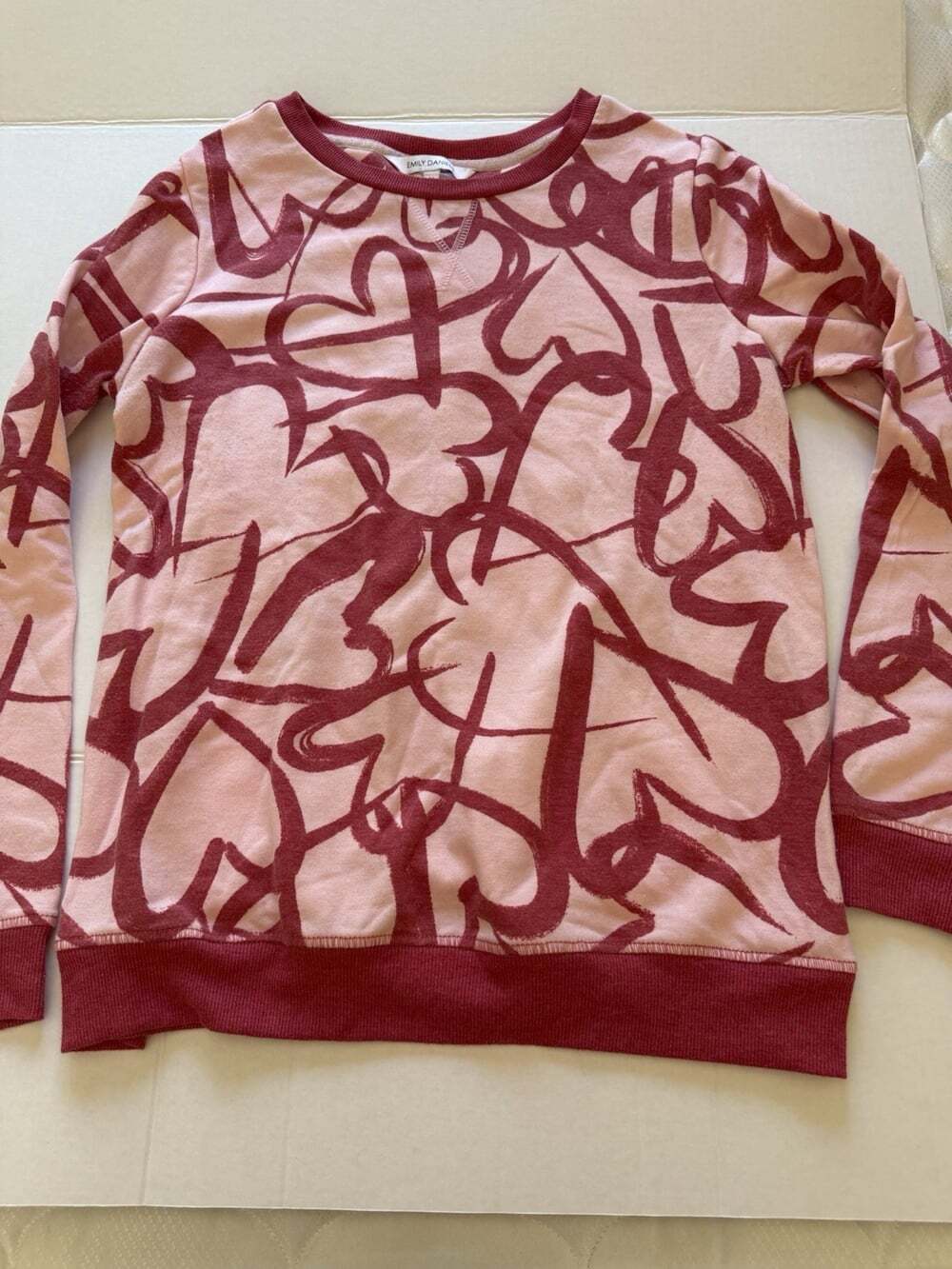 Emily Daniels Womens M Pink Red Heart Print Sweatshirt Pullover Valentines